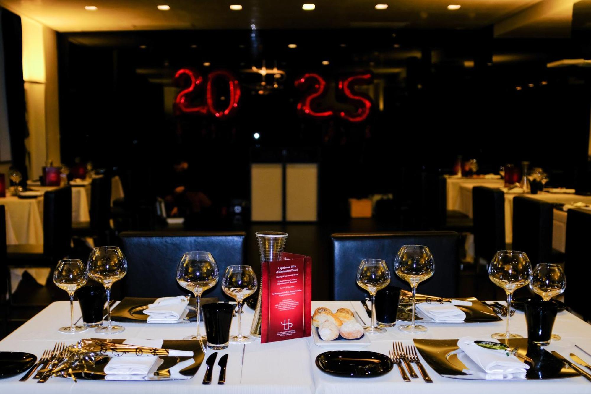 LHP Hotel Montecatini Palace&SPA Esterno foto Restaurant 20.25