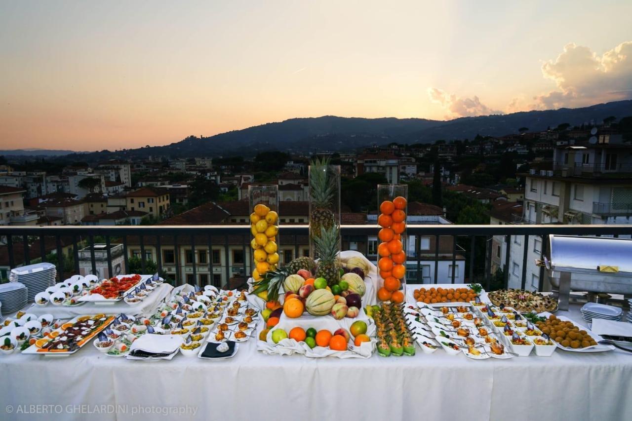 LHP Hotel Montecatini Palace&SPA Esterno foto A buffet